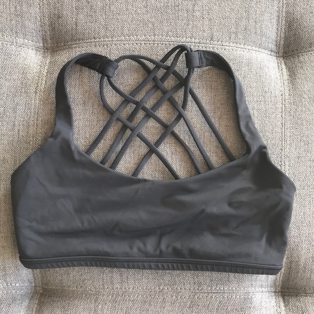 Lululemon sports bra